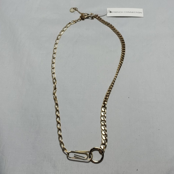 French Connection Women's Pin Charm Pendant Necklace Gold Metal 18 Inches - Picture 2 of 3